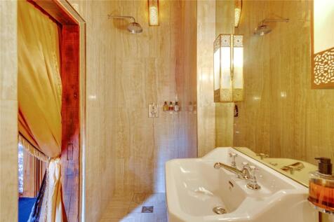Ensuite Shower Room