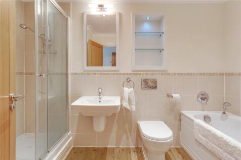Full Ensuite