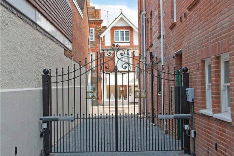 Communal Entrance