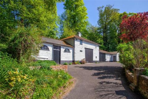 Stables &amp; Barns
