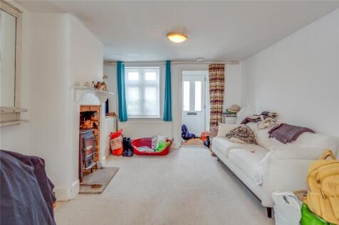 Living/Dining Area