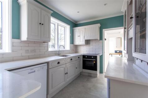 Fitted Kitchen