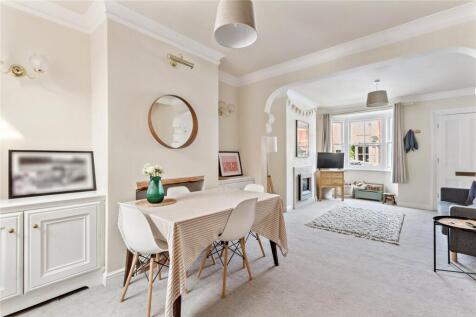 Living/Dining Room