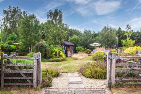 Side To Rear Garden