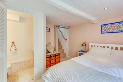 Bedroom/Study
