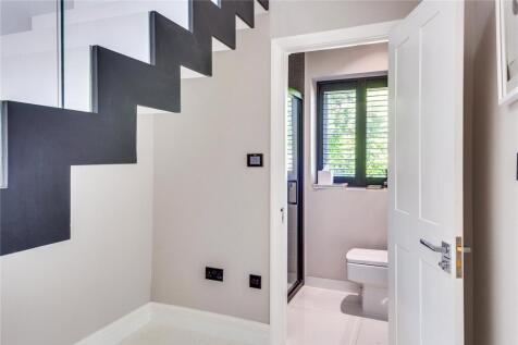 D/S Shower Room