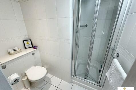 Bedroom Two En Suite Shower Room