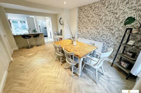 Dining Room Area