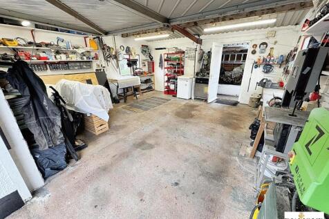 Double Garage