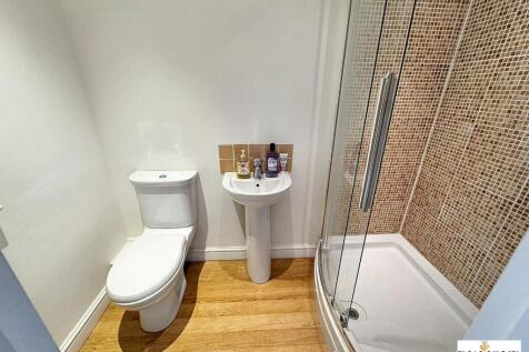 En Suite Shower Room