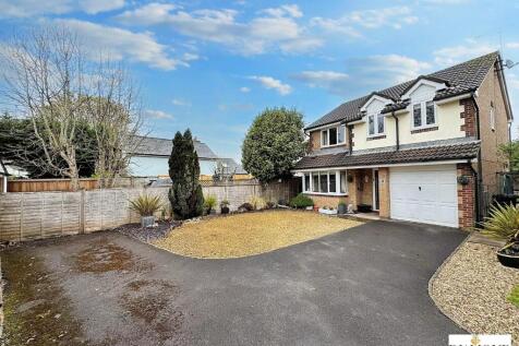 Front Garden and Parking