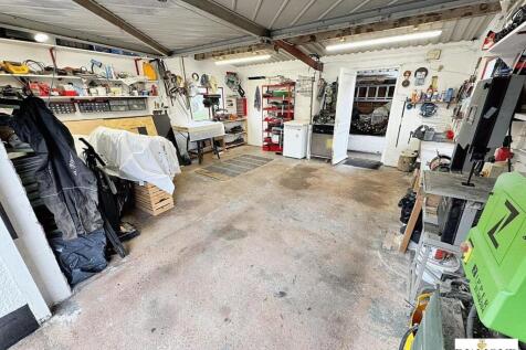 Double Garage