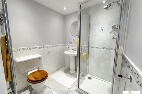 Ensuite Shower Room