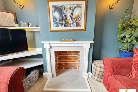 Sitting Room 2.jpg