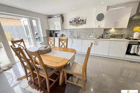 Kitchen/Diner/Family Room