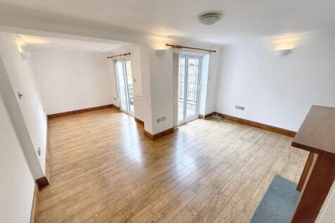 Living Room/Dining Room