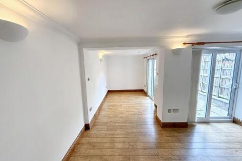 Living Room/Dining Room