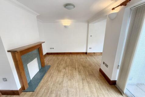 Living Room/Dining Room