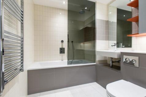 Bathroom - West Towe