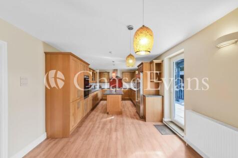 Kitchen/Living