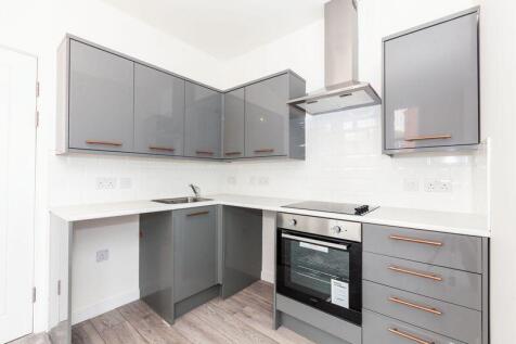 Kitchen / Lounge