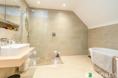 Bath/Shower room