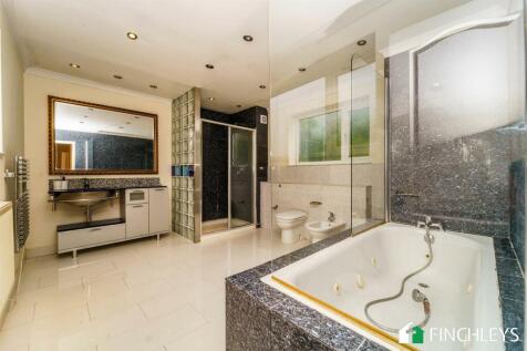 Bath/ Shower room