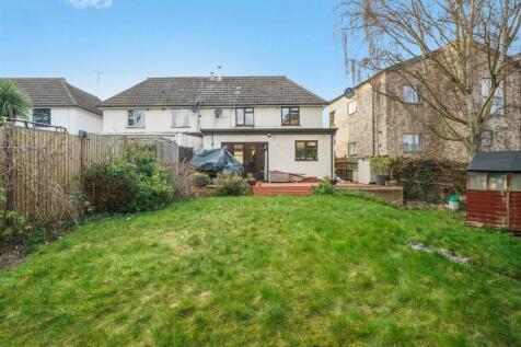 230 Summers Lane - NcrsIb6tVZsfnX075sxo.jpg