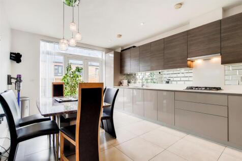 3_Kitchen-Dining Room-1.jpg