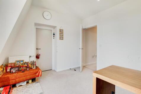 15_Bedroom 2-0.jpg