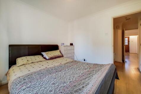 5_Bedroom-0.jpg