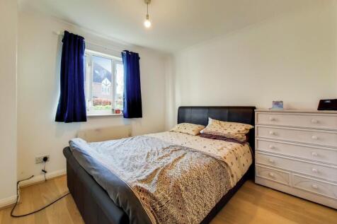 5_Bedroom-1.jpg