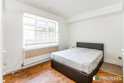 21nealecloselondonn20le-1.jpg