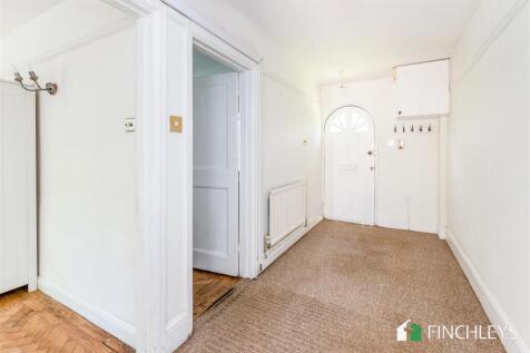 21nealecloselondonn20le-10.jpg