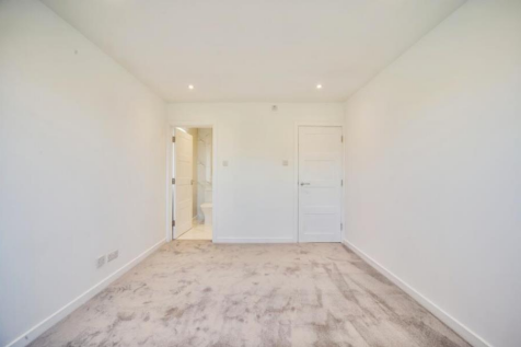 bedroom 2 .png