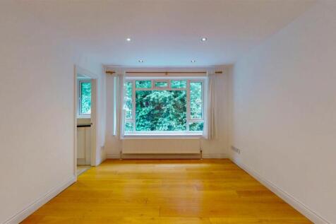 29-Fairfield-Close-London-N12-9ST-07292025_215551.