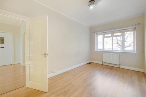 4_Main Bedroom-1.jpg