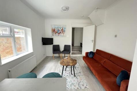 sitting room.jpeg