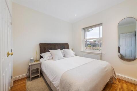 57 Trinity Church Rd Bed 2.jpg