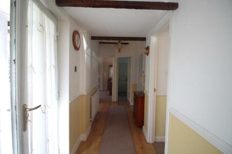 hallway.JPG