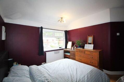 Main bedroomv1.jpg