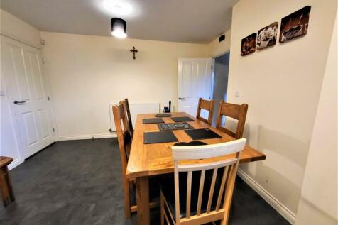Dinning Area.jpg