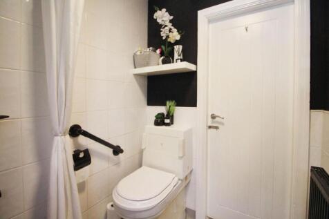 Wet Room 2.JPG