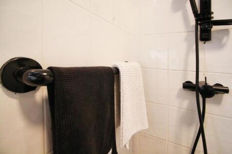 Towels.JPG