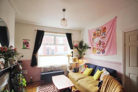 Living Room 2.JPG