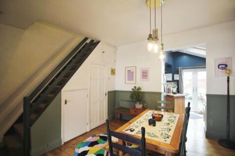 Dining Room 2.JPG