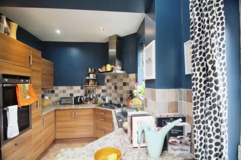 Kitchen 1.JPG