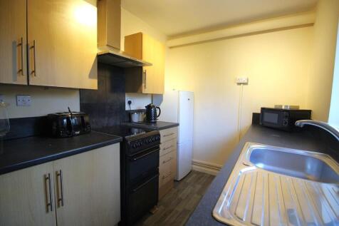 KITCHEN 3.JPG