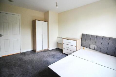 Master bedroom 2.JPG