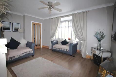 LIVING ROOM 3.jpeg